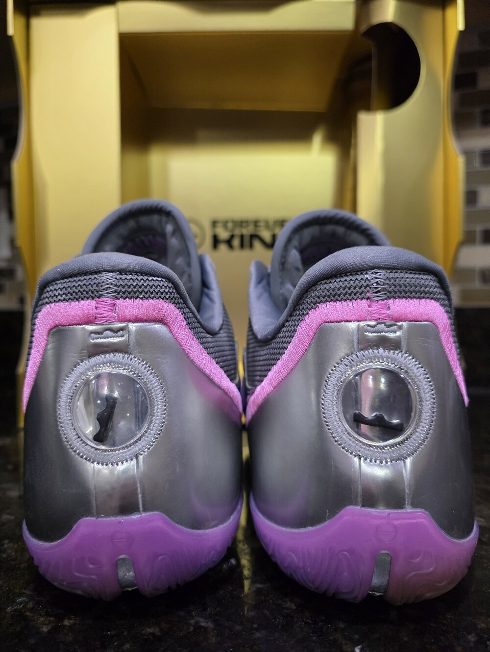 Nike ♤ LeBron XXIII ♤ "Bubble Boy" ♤ Men's Size 12 ♤ LIKE BRAND NEW - Picture 6 of 11